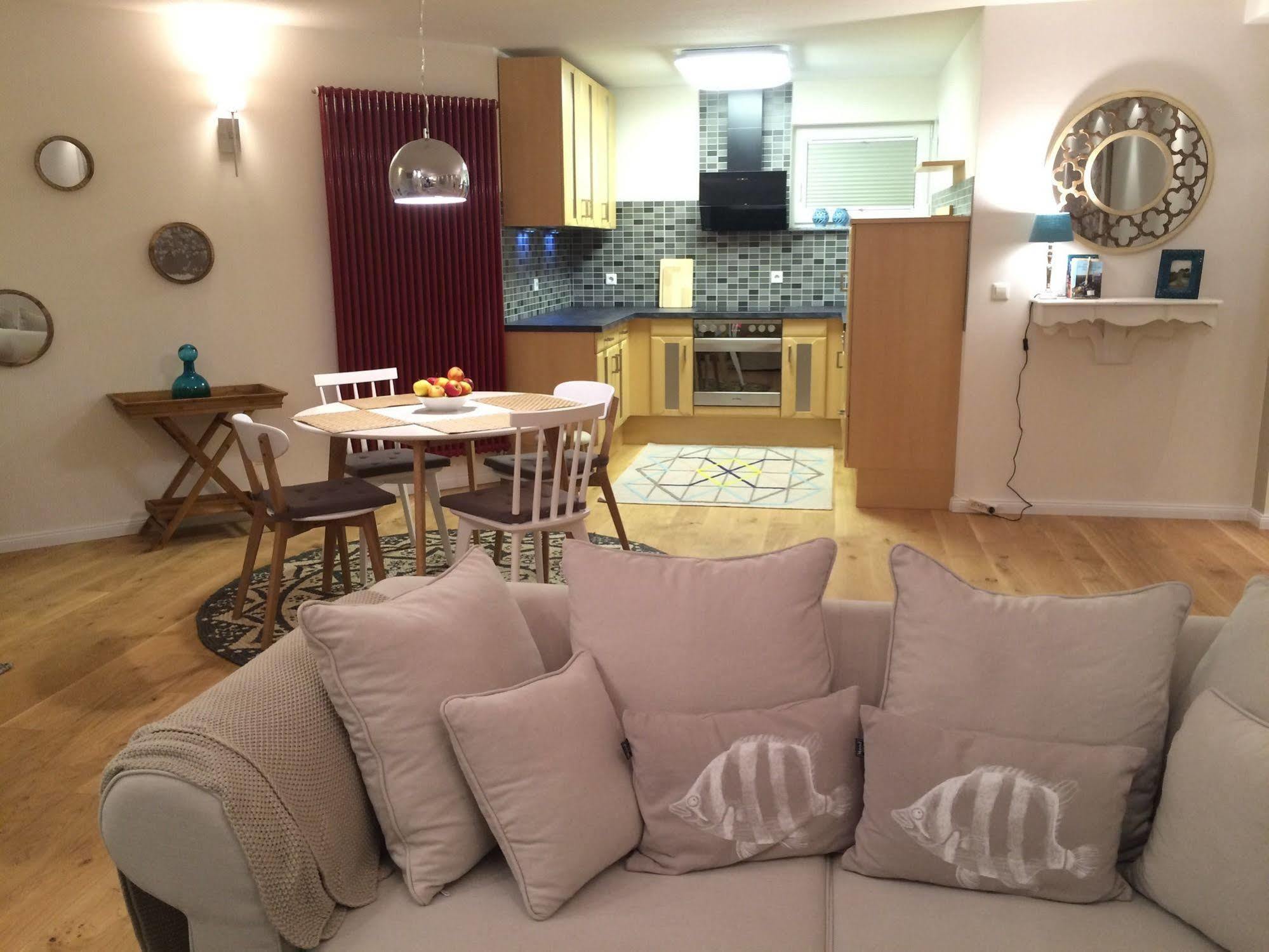 Im Feldle Apartment Kirchheim am Ries ภายนอก รูปภาพ